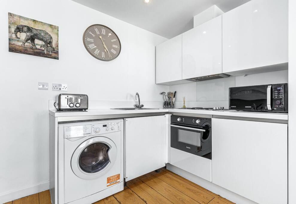 Piccadilly Haven, Flat In London Vr12 Lejlighed Eksteriør billede